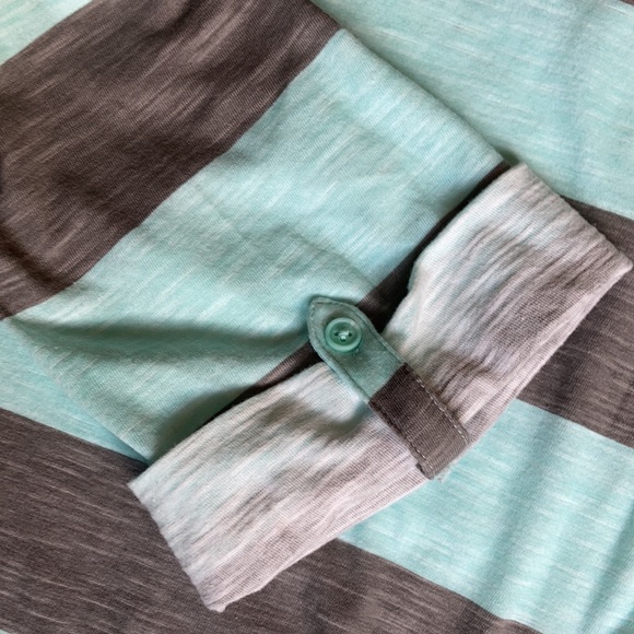 Mossimo Top - Picture 3 of 8